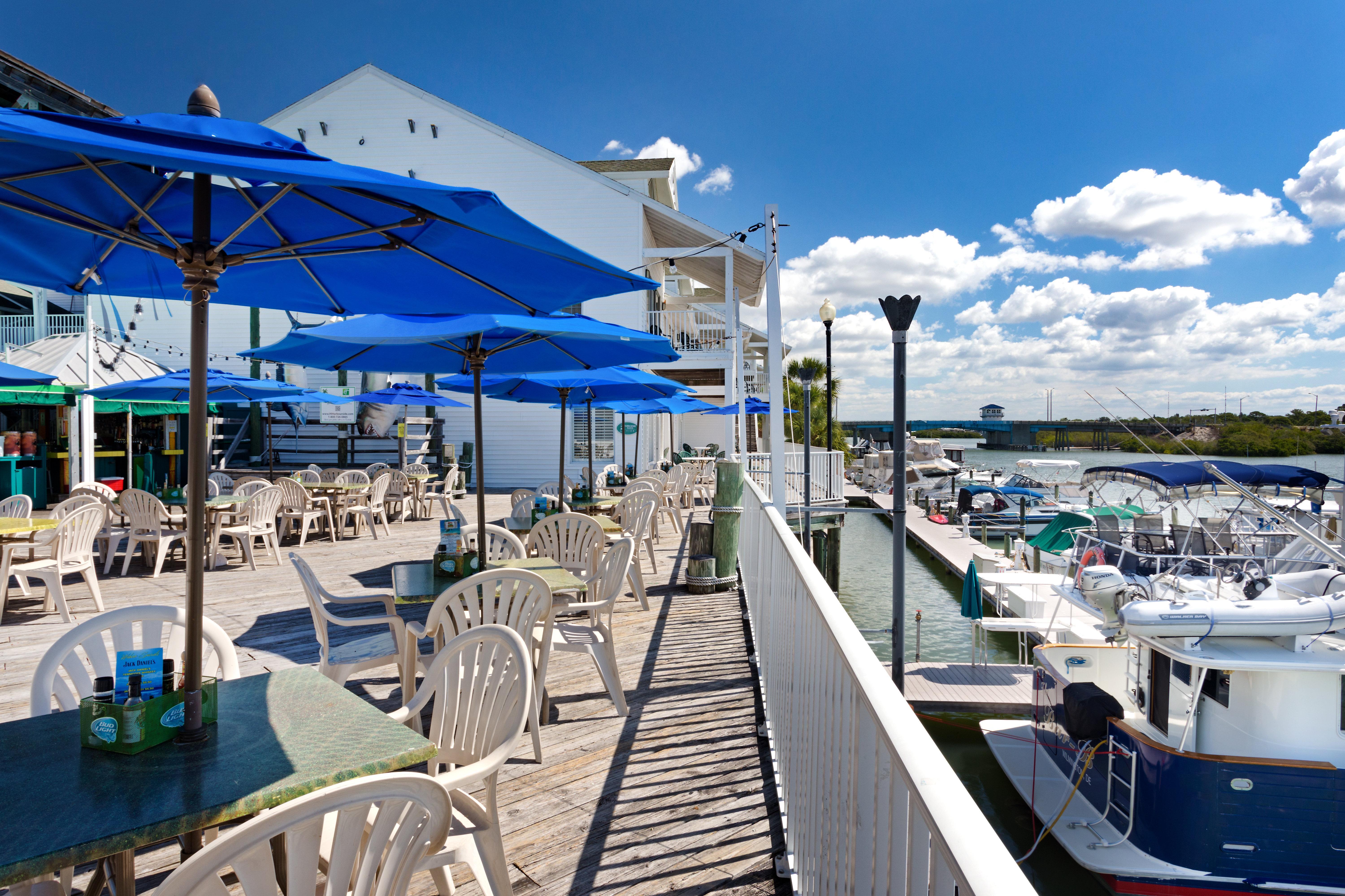 Holiday Inn & Suites Clearwater Beach S-Harbourside Exterior photo
