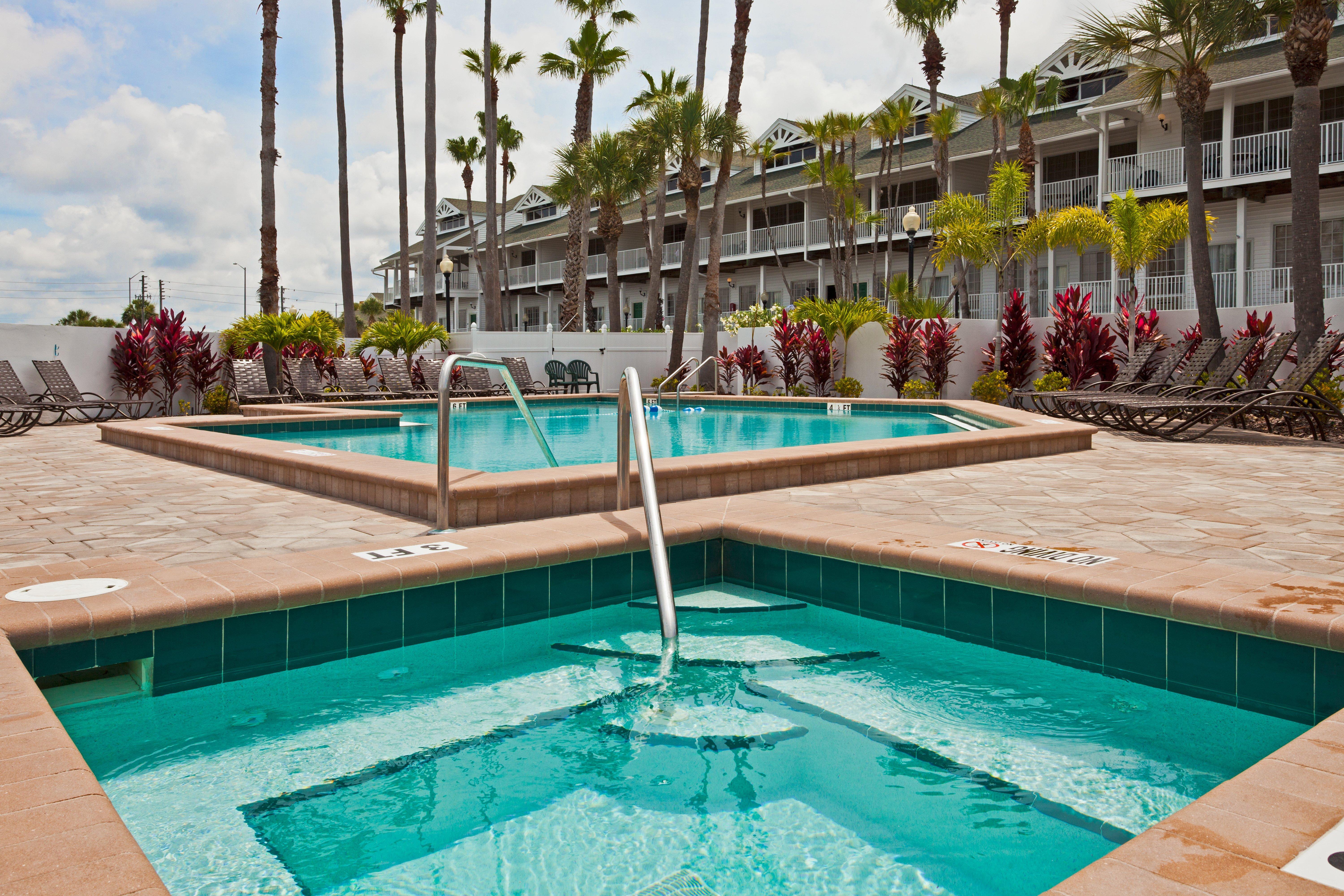 Holiday Inn & Suites Clearwater Beach S-Harbourside Exterior photo