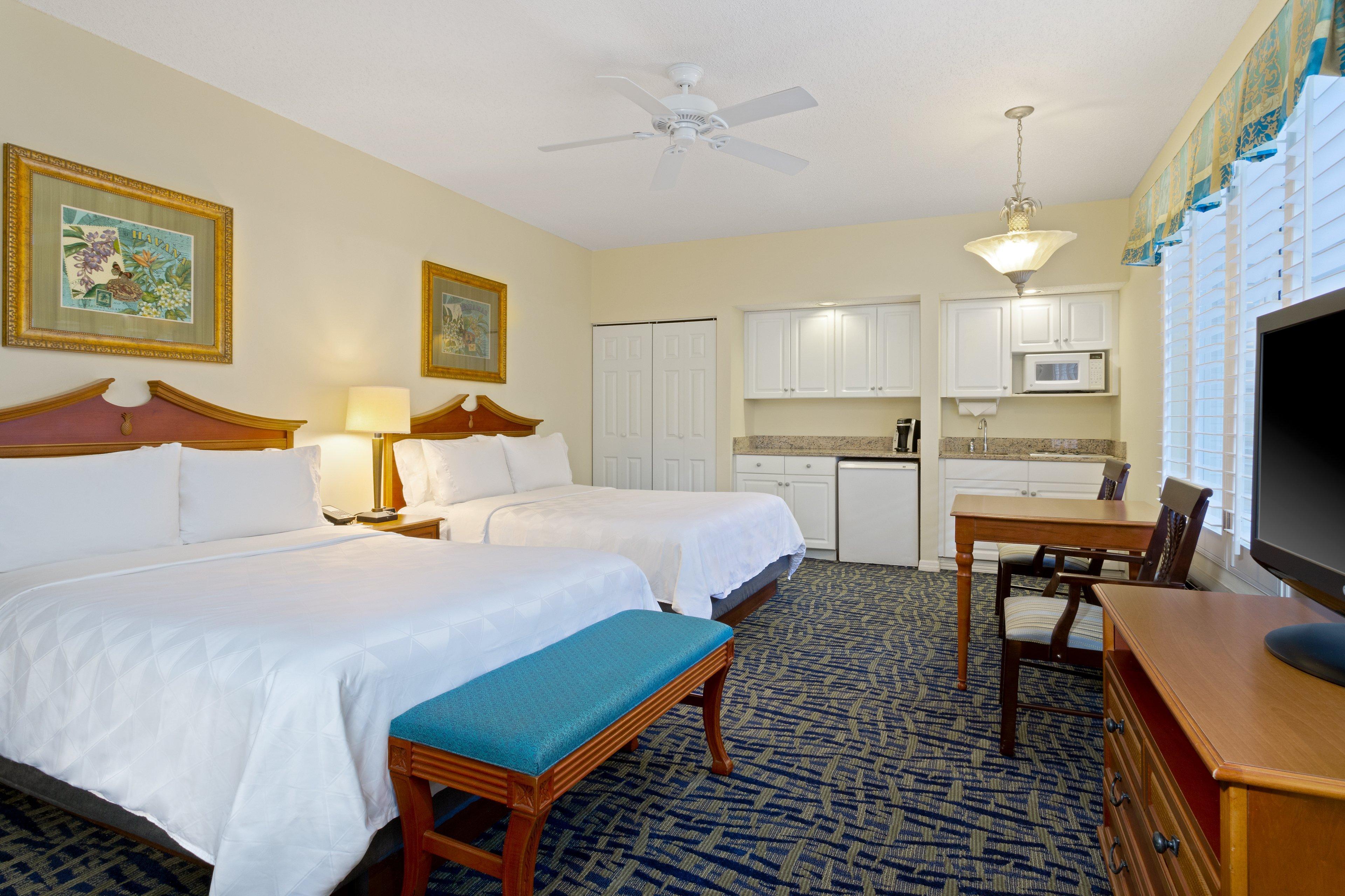 Holiday Inn & Suites Clearwater Beach S-Harbourside Exterior photo